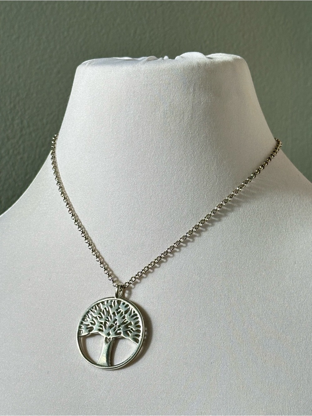 Lovell Designs Arbor Vitae Ken Kantro Maine Pewter 17” Necklace Tree Pendant